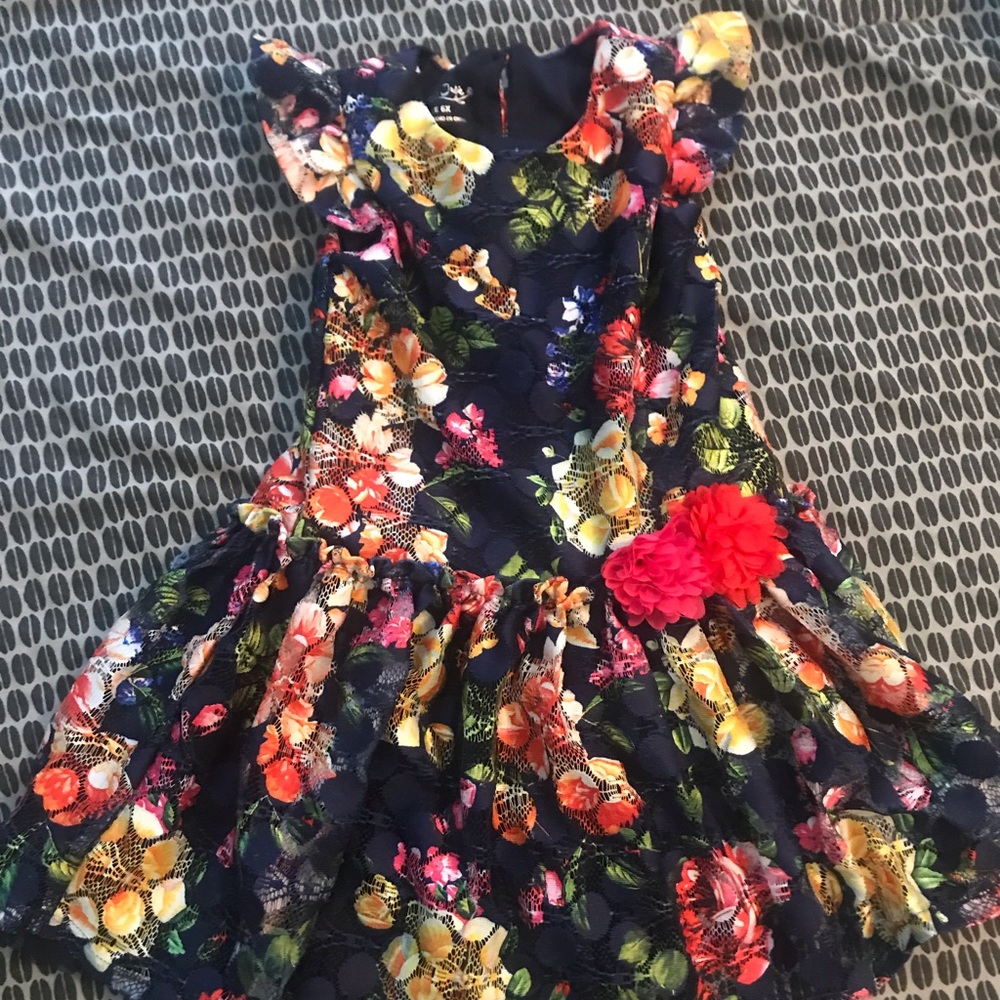 Cute spring/summer lace dress